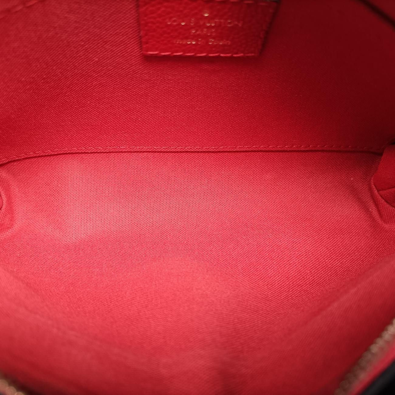 クラッチモノグラム