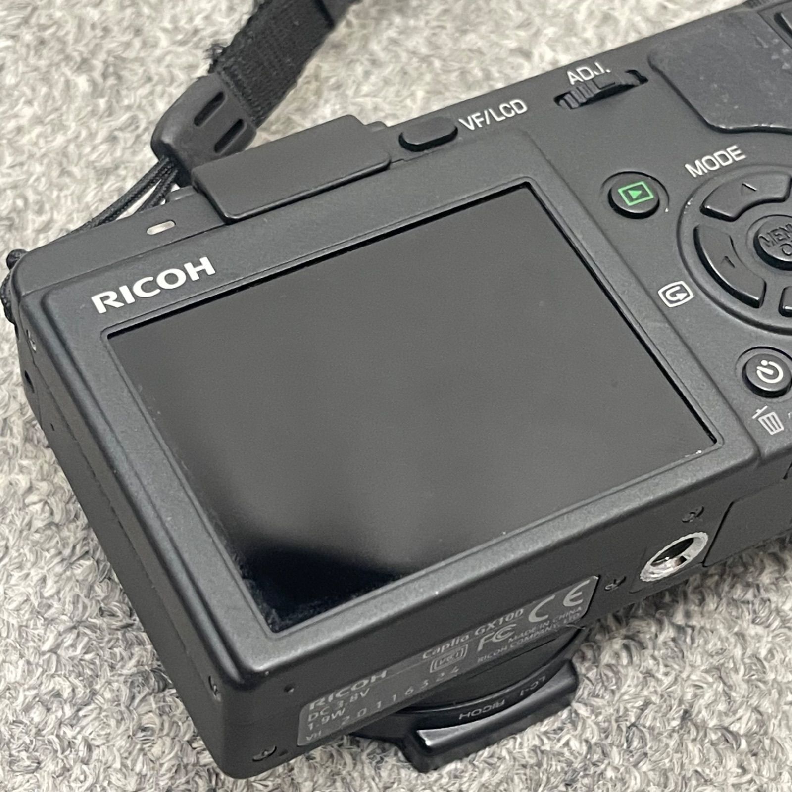 ジャンク品扱い　RICHO Caplio GX-100　デジタルカメラ RICOH Caplio GX100 ＋ VF−1 ジャンク品 RICOH Caplio GX100 ＋