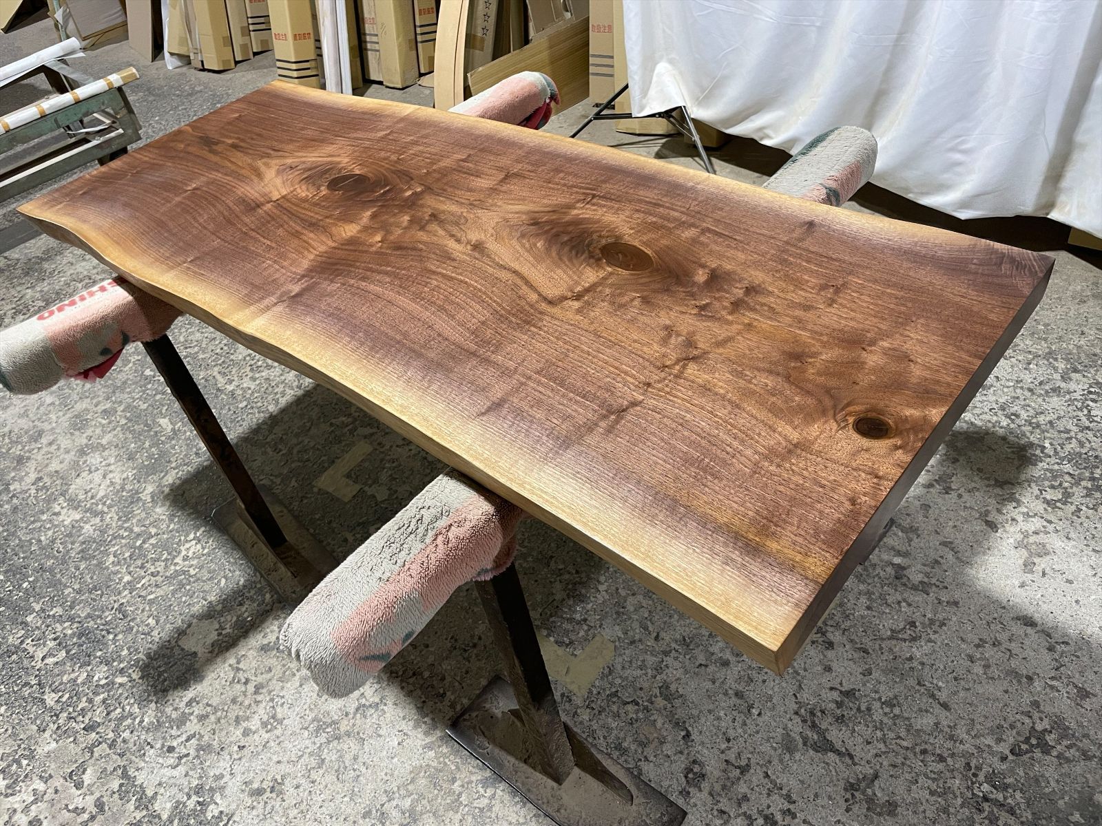 センターテーブル