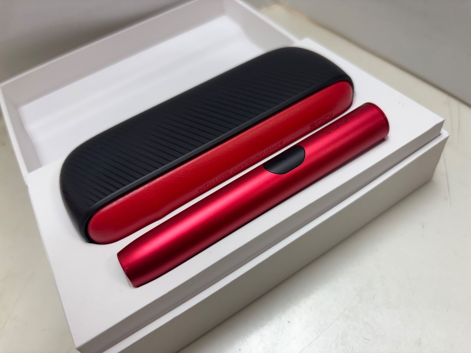 ◆iQOS ILUMA i アニーバーサリー 限定色 ブラックレッド