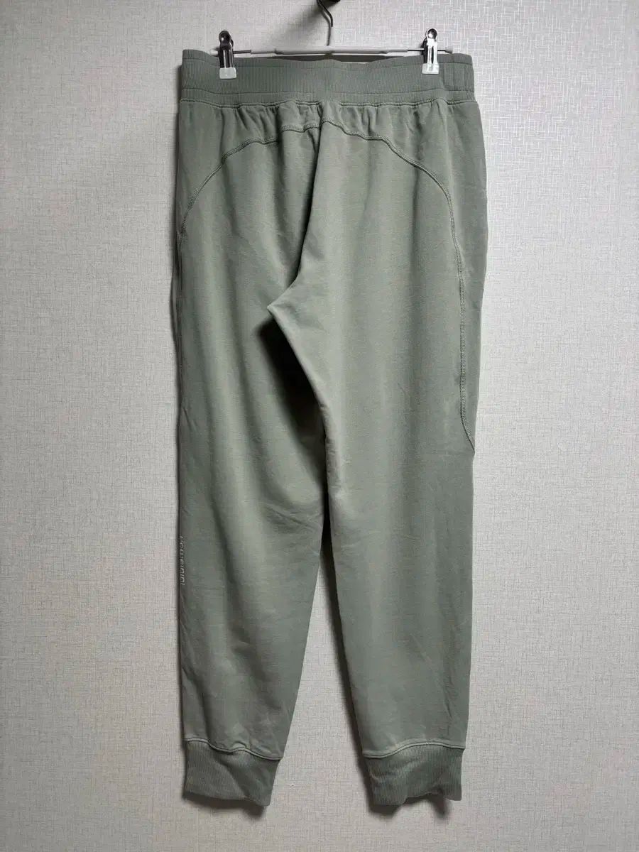 lululemon - ルルレモン lululemon ジョガーパンツ Lululemon lululemon(ルルレモン) 緑 ジョガー パンツ - メルカリ