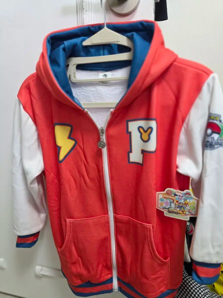 WCS 2025 アナハイム　パーカー　ポケモン　Lサイズ ポケモン ワールドチャンピオンシップ パーカー L アナハイム 2025年