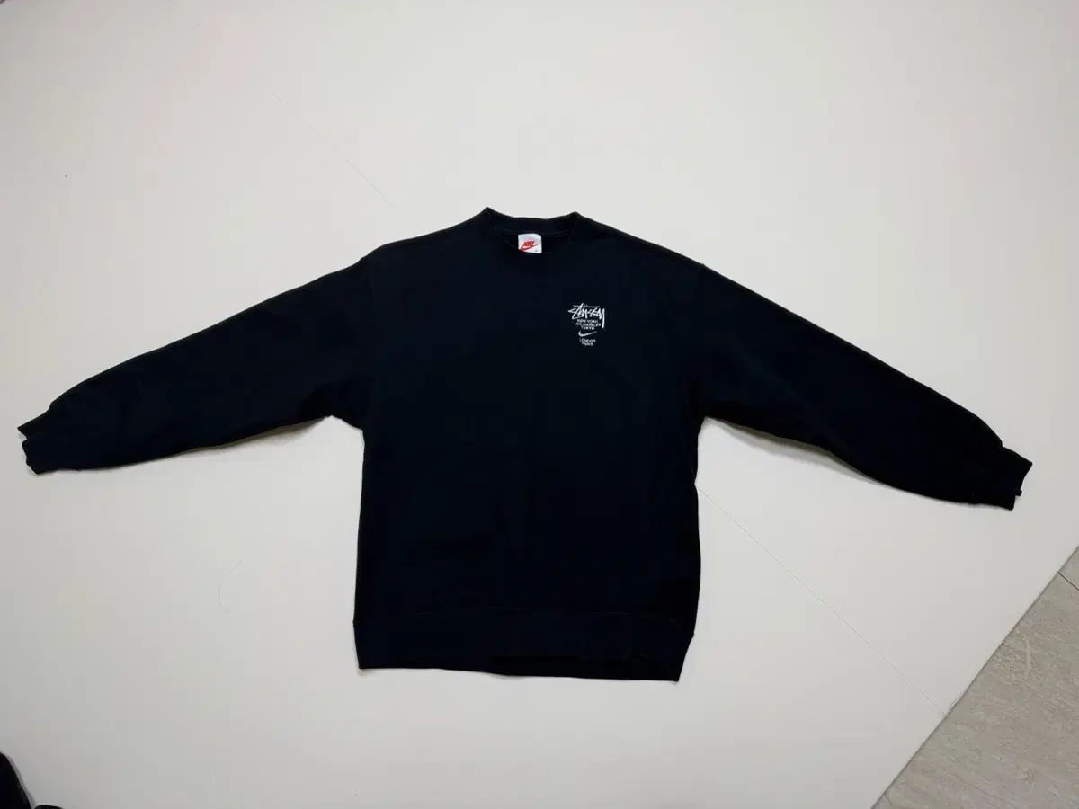 【雷市場（ポンジャン）商品韓国直送】 M Nike(ナイキ） STUSSY(ステューシー) パーカー 出品