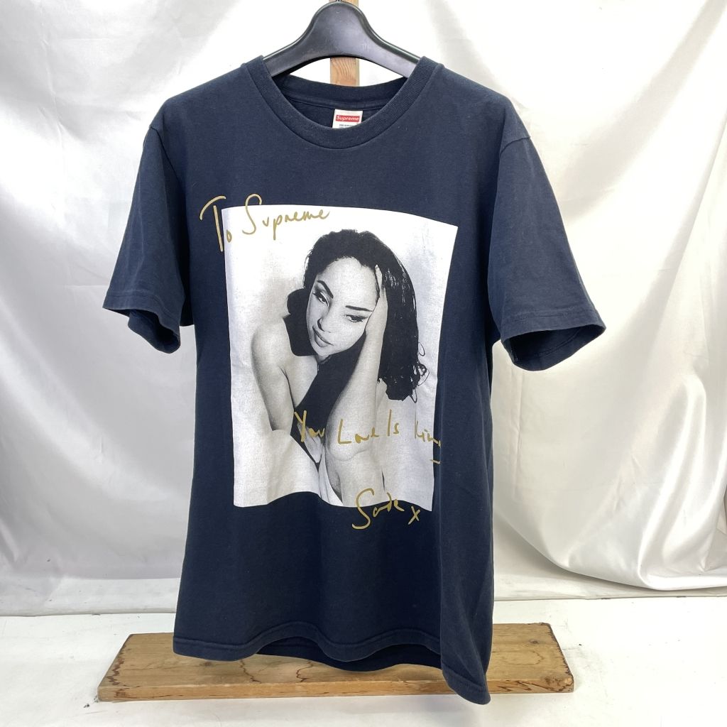 01yw0500 〇 Supreme シュプリーム 17SS Sade Tee Navy シャーデー フォトプリント Ｍサイズ ネイビー 半袖Tシャツ  【中古品】 - メルカリ