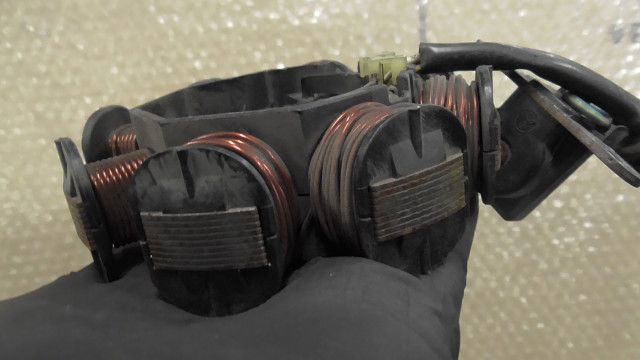 ライブディオZX中期 AF35-1795xxx の ジェネレーター