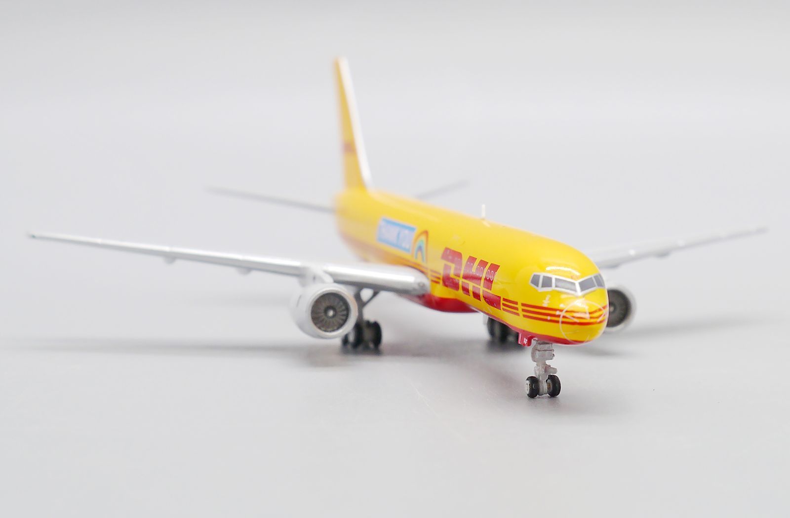 757-200PCF G-DHKF