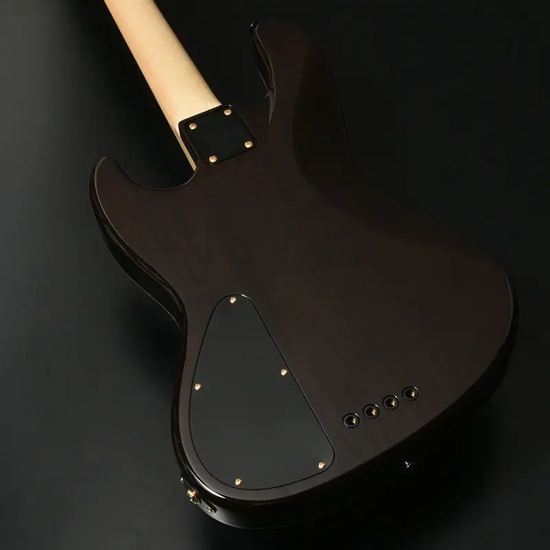 Momose モモセ