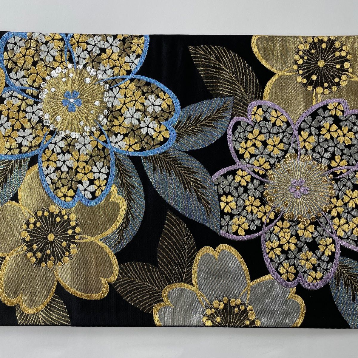 振袖向き袋帯　美品！　流水に花模様 美品】 袋帯 名品 振袖向き 松竹梅 流水 金糸 箔 金色 六通 正絹