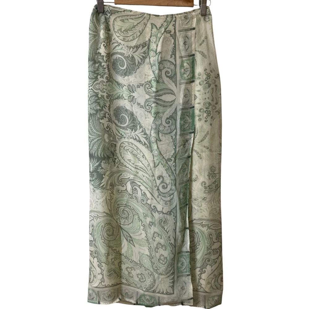 ETROエトロ スカートSIZE:40 シルク100% ETRO エトロ シルク100％ ペイズリー柄 イージー ストレート