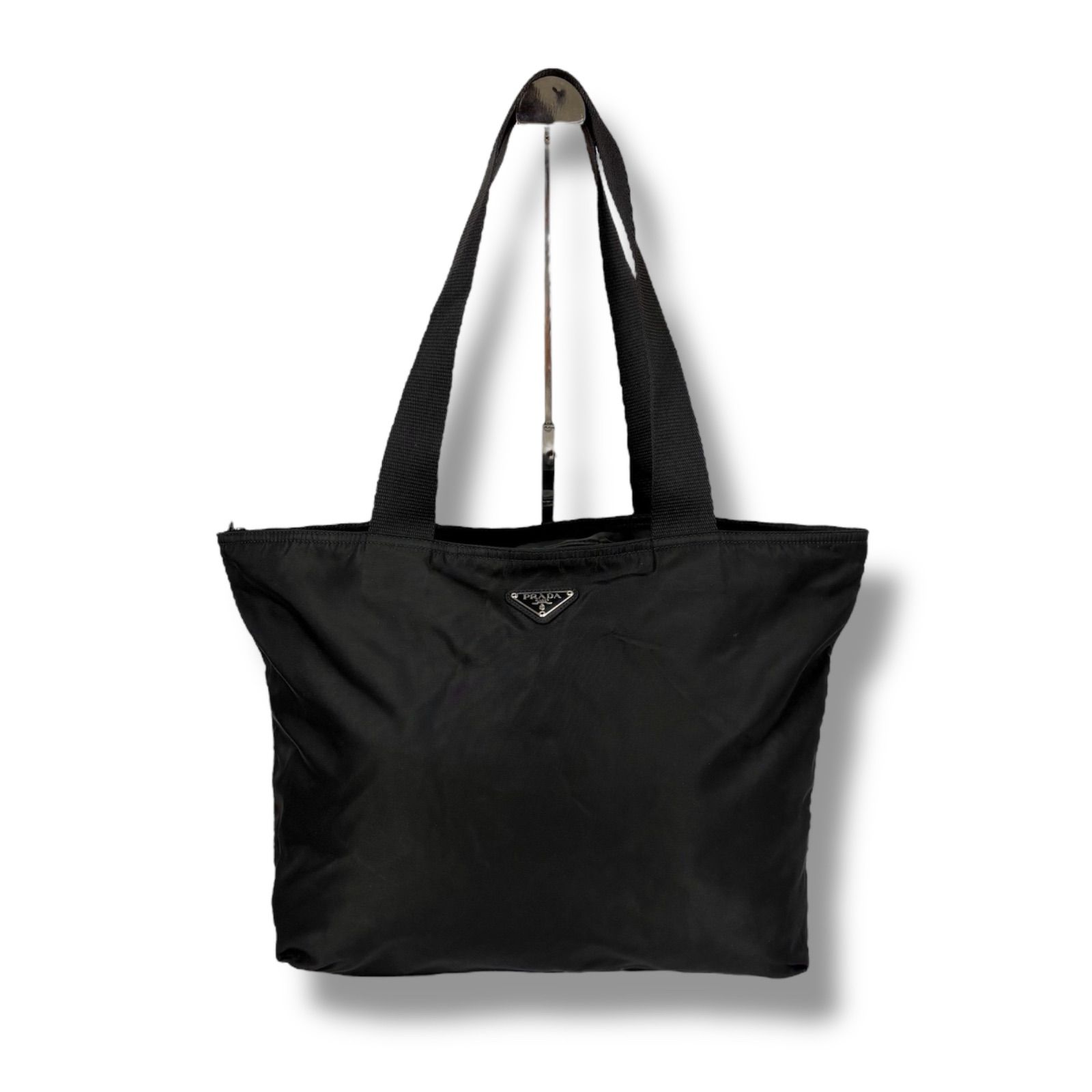 プラダ トートバッグ ブラック ナイロン トライアングルロゴプレート 美品 黒色 プラダ PRADA トートバッグ テスートナイロン ブラック 黒