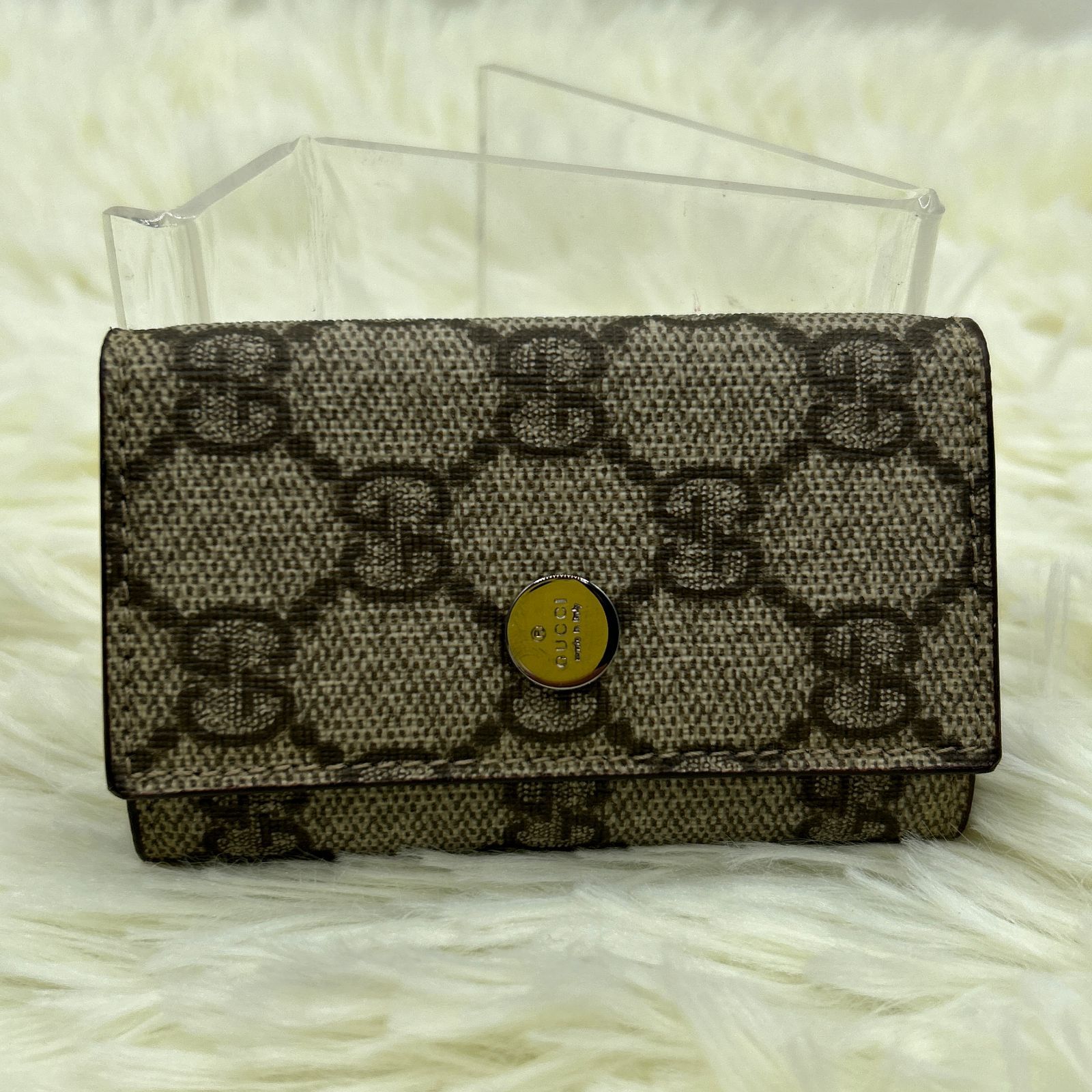 グッチ GUCCI GGスプリーム 6連キーケース 美品 箱付き - メルカリ