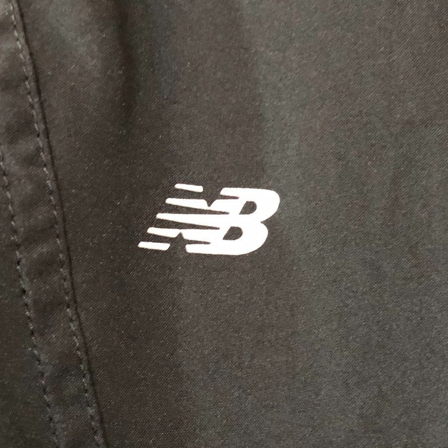 new balance ニューバランス ナイロンジャケット ブランドロゴプリント メッシュライナー ベトナム製 メンズ Ｍ ブラック