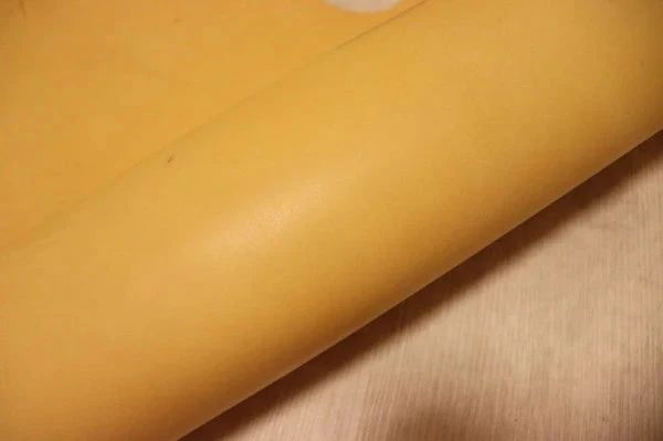 イエローキャメル 173ds ヌメ革 牛革 バングラデシュ レザー 素上げ はぎれ 一枚革 レザークラフト 革 皮 本革 diy 生地 材料