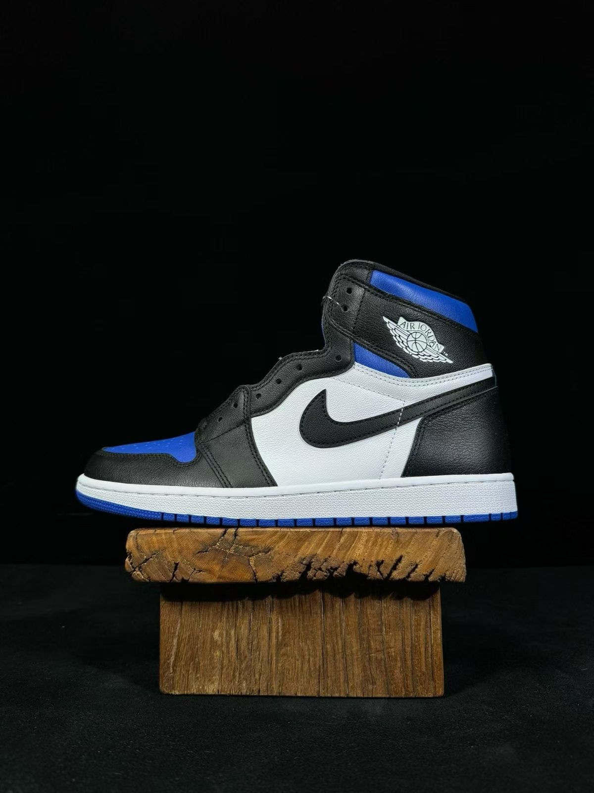 NIKE AIR JORDAN 1 RETRO HIGH OG GS 【ROYAL TOE】 ナイキ エア ジョーダン 1 レトロ ハイ OG GS BLACK/WHITE/GAME ROYAL 575441-041