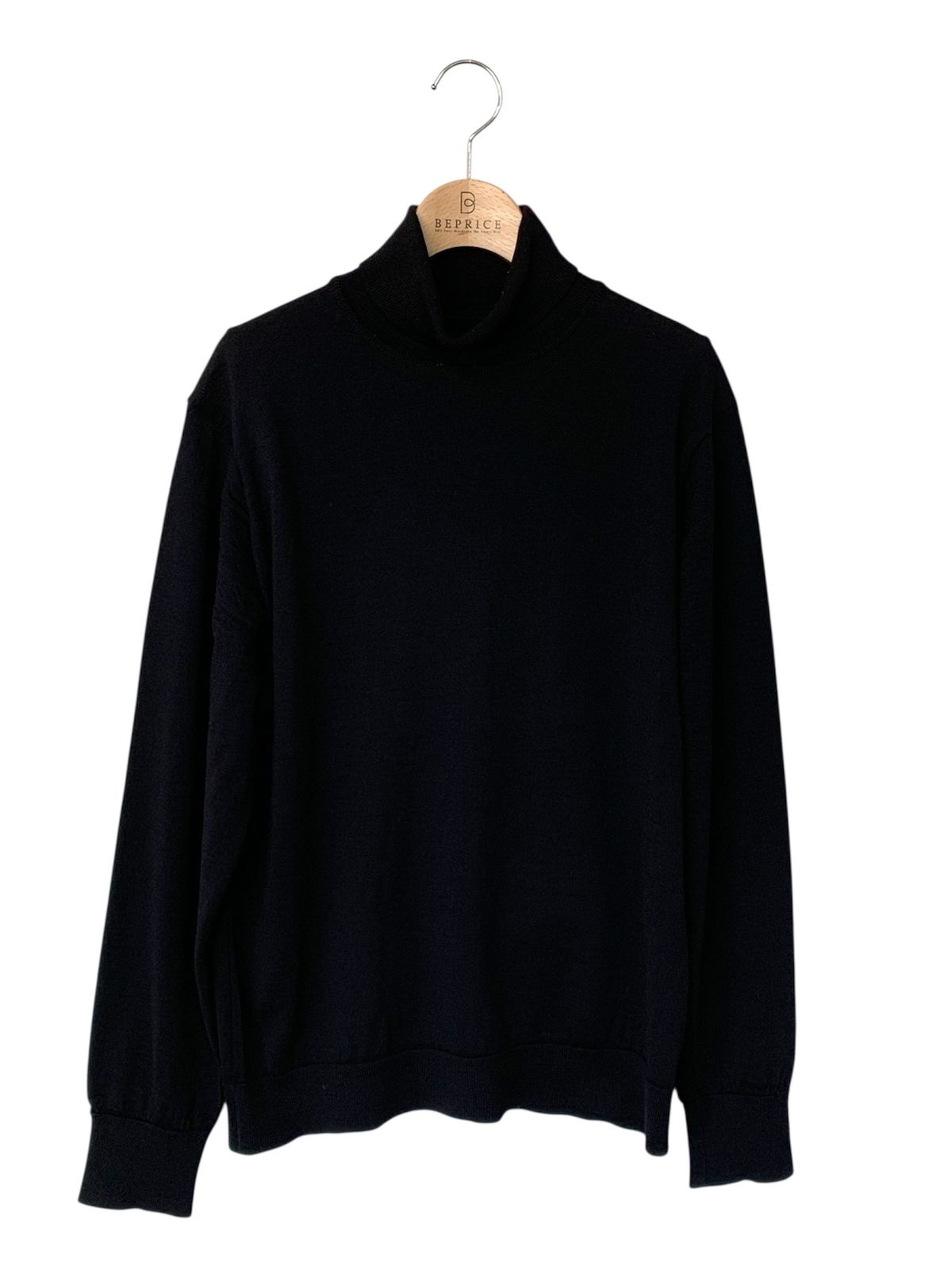 ISSEY MIYAKE me ハイネック　ブラック ISSEY MIYAKE me イッセイミヤケme セットアップ ハイネック