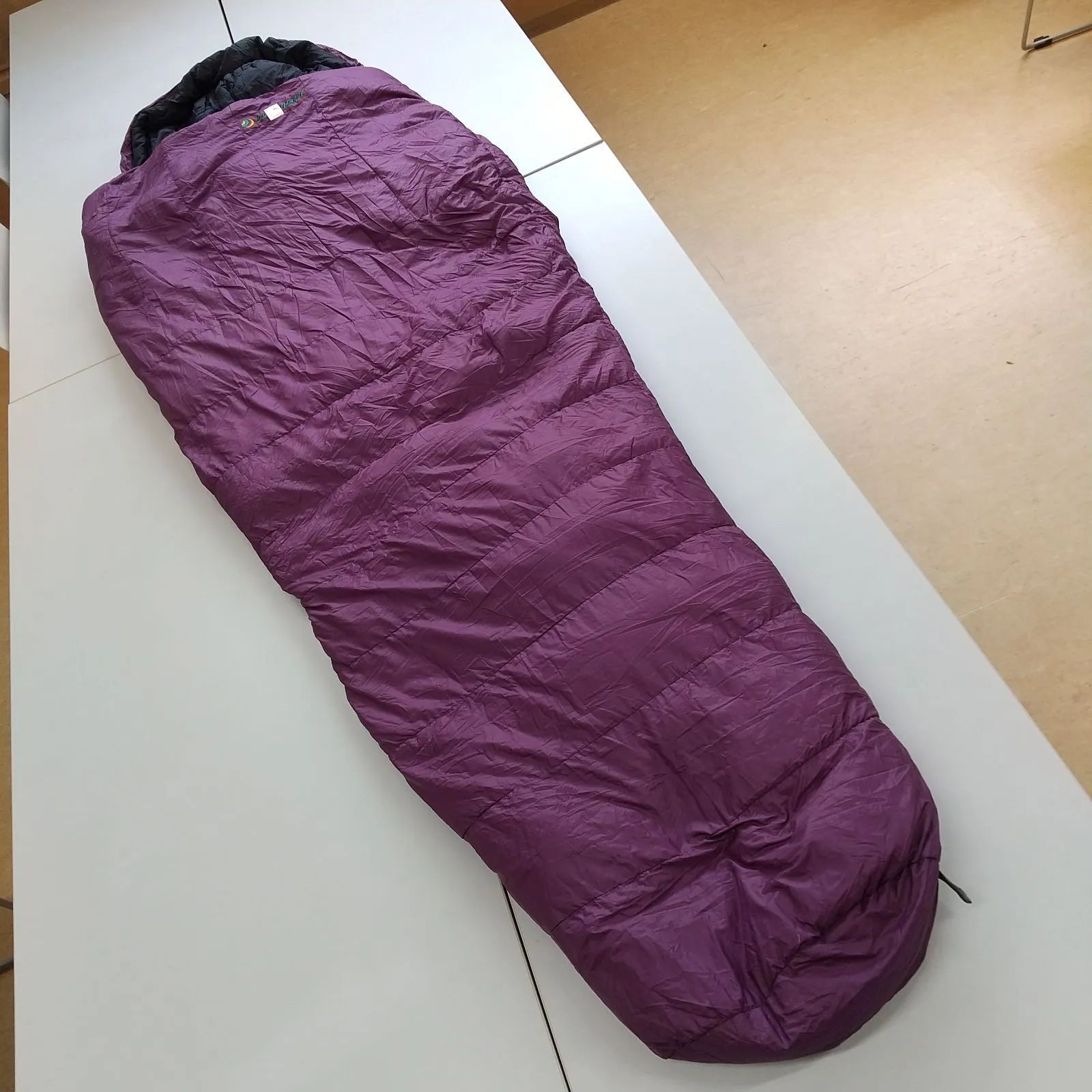 mont-bell モンベル Doｗn Hugger ＃０RIGHT-ZIP 修復箇所あり