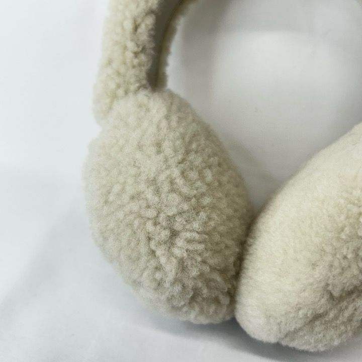 GUCCI（グッチ）イヤーマフ オフホワイト - メルカリ