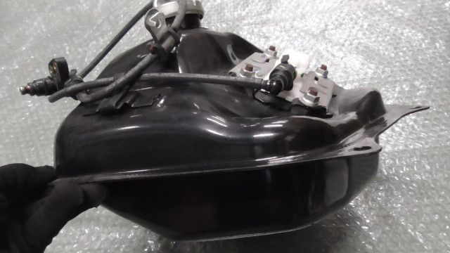 ガソリンタンク ポンプ