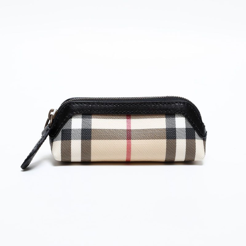 BURBERRY バーバリー ポーチ ノバチェック PVC - メルカリ