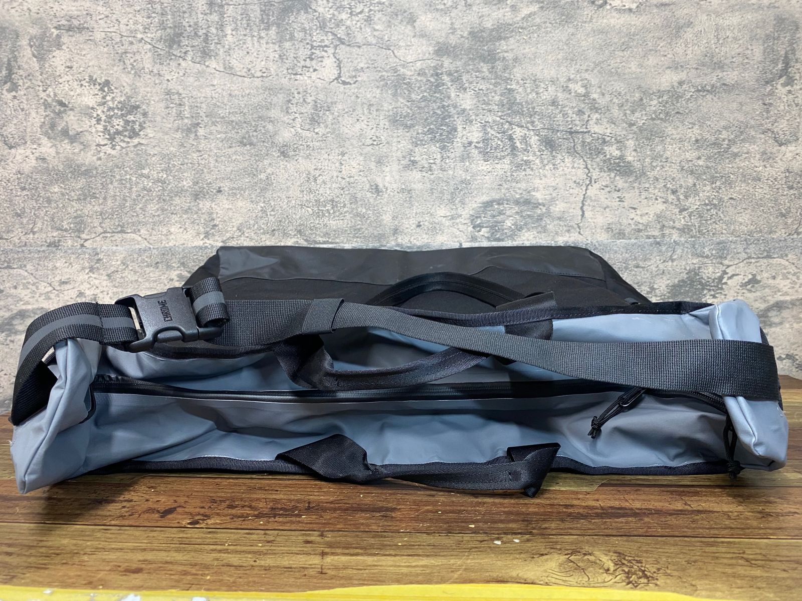 JG494 クローム CHROME Barrage Duffle トートバッグ 黒 DECORATOM_COM_BR