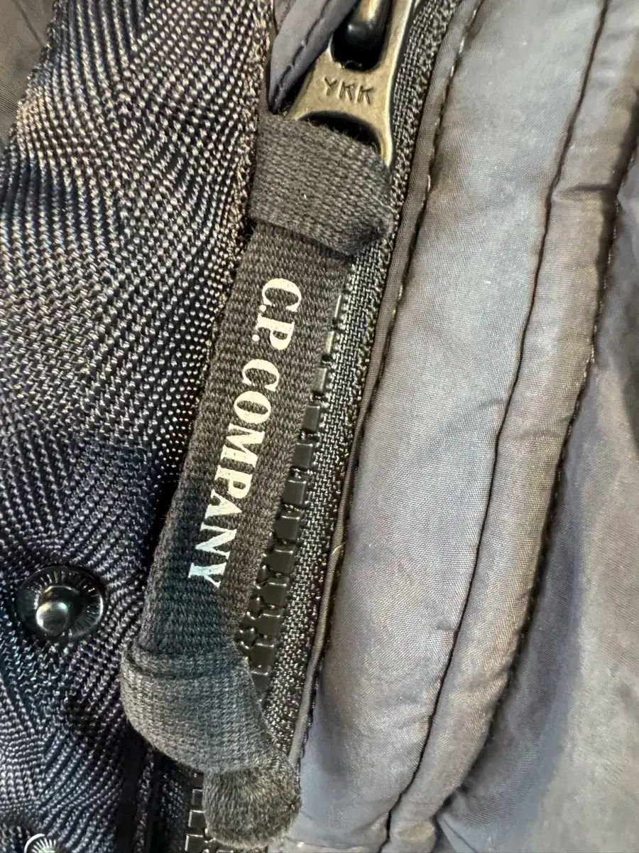 CP カンパニー ダウンジャケット ベスト