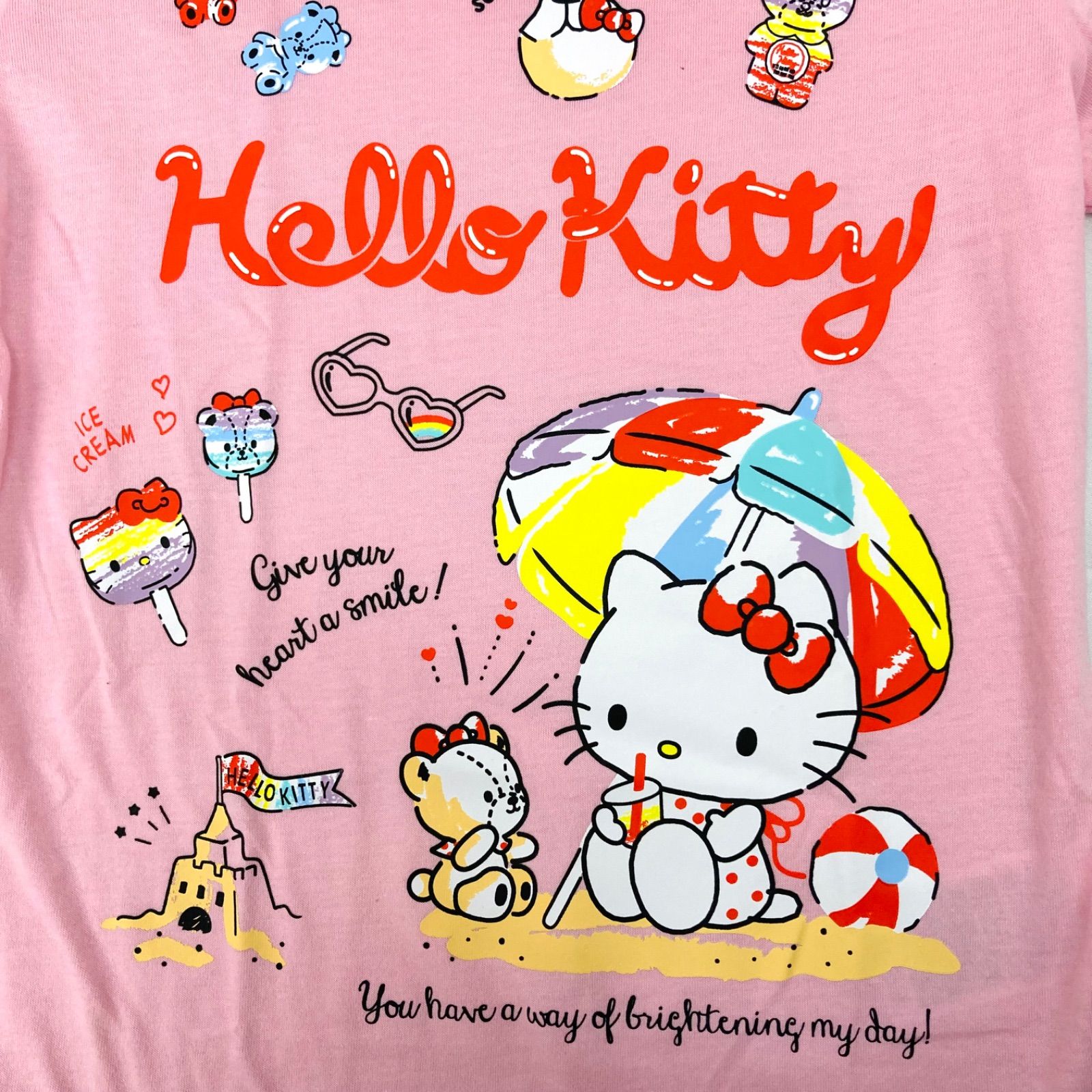 ＊新品＊公式　サンリオ　Sanrio　ハローキティ　helloKitty　120 サイズ　半袖　Tシャツ　重ね着にも　かわいい　ピンク　ライセンス　ビーチパラソル　ニシオ フォロー割　C607