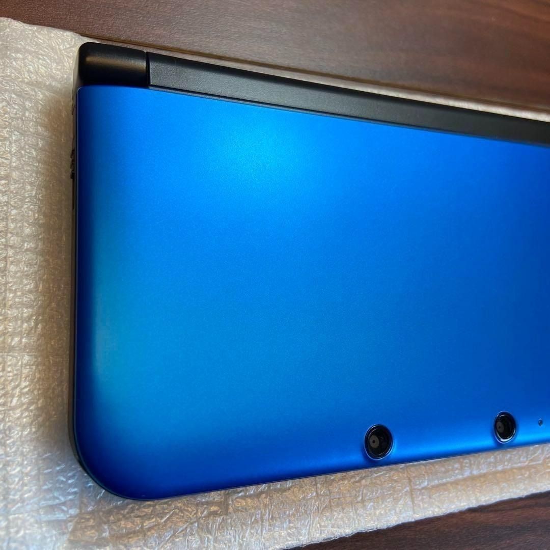 ブルー×ブラック