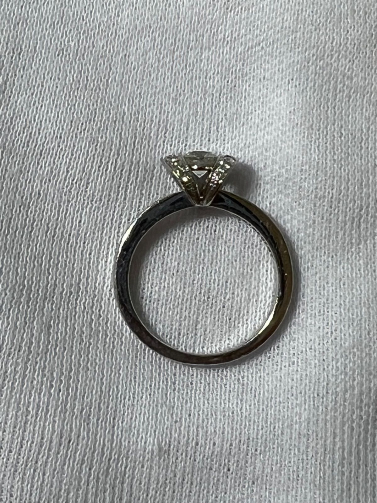 ティファニー リボン ソリティア 0.38ct VVS2/I/3EX 10号 Pt950 