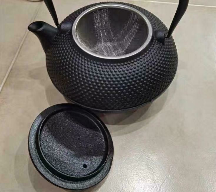 鋳鉄ティーポット提梁壺鋳鉄急須水壷鉄分補給大人気南部鉄器古風鉄瓶提梁壺煮茶1.8L茶壺