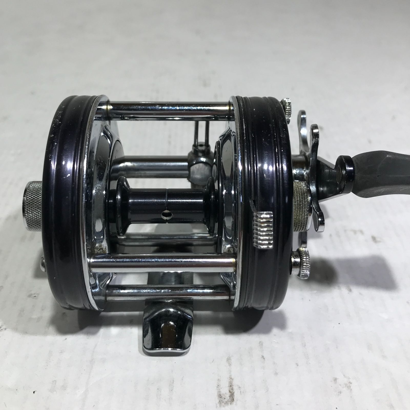 【驚きの価格が実現】 城東73-134 アブガルシア アンバサダー 5000C ビッグA ジャンク品 最終値