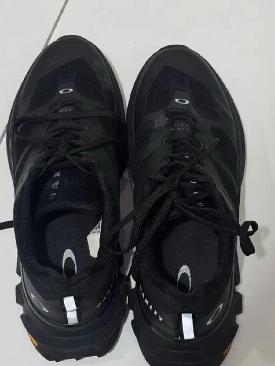 OAKLEY オークリー ライト 繁殖 トリプル 黒 270