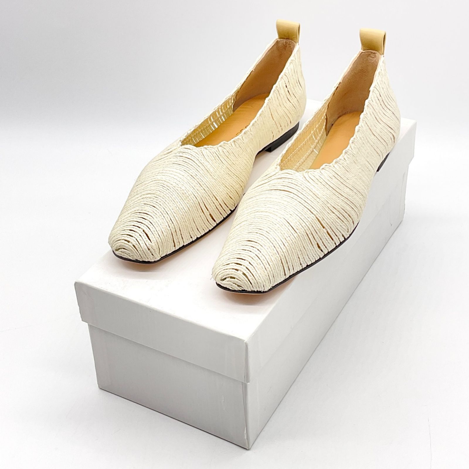 美品 ペリーコサニー PELLICO SUNY バレエシューズ 37 ベージュ 美品 ペリーコサニー PELLICO SUNY バレエシューズ 37 ベージュ