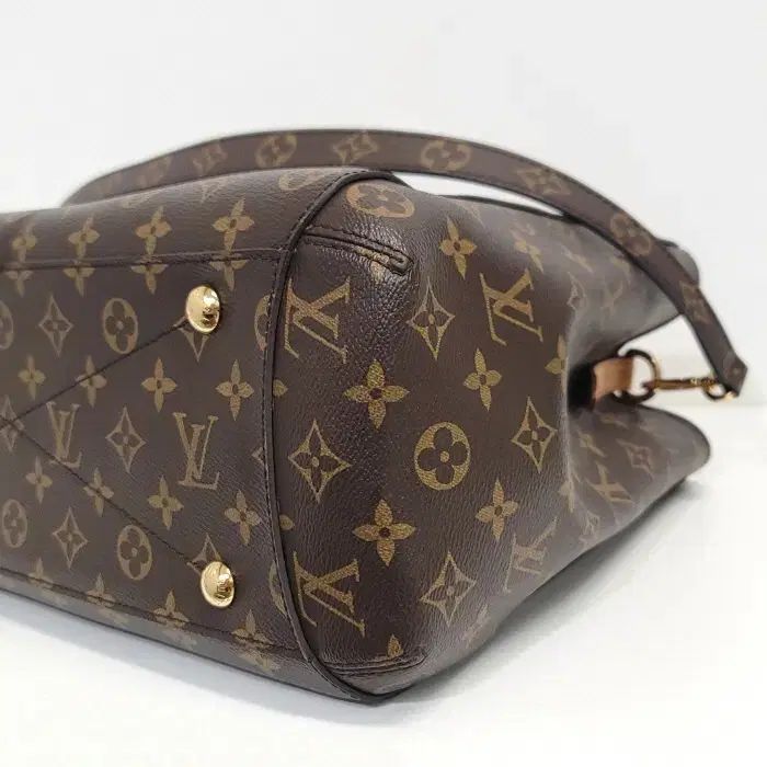 モノグラム モンテーニュ