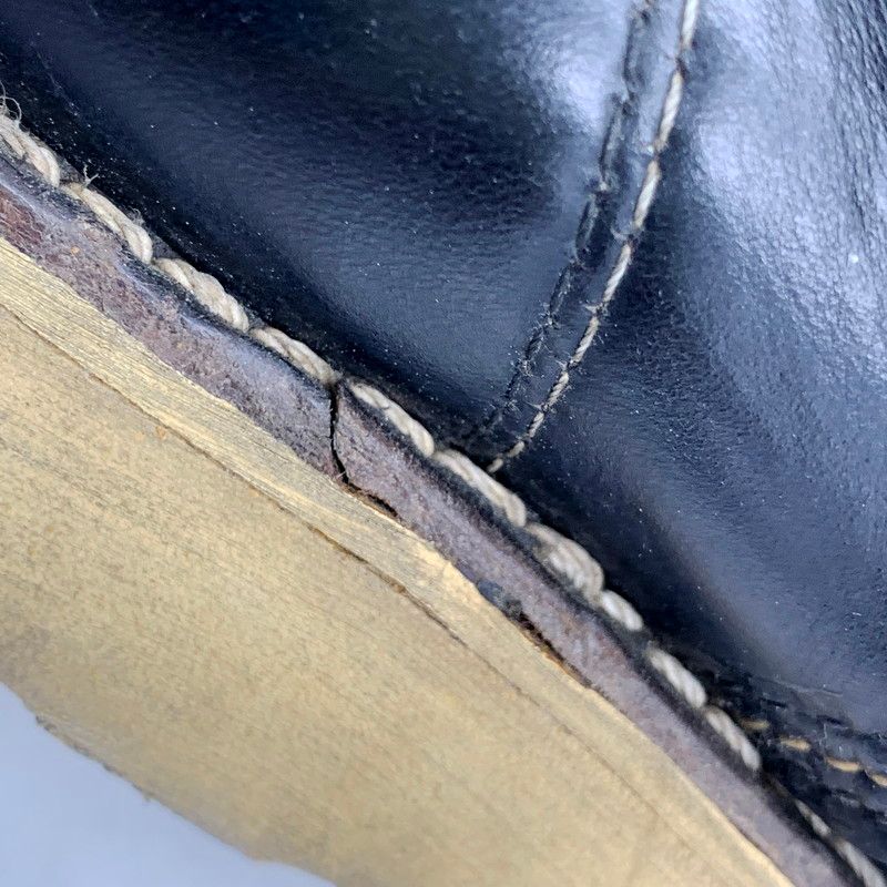 羽タグ シューズ