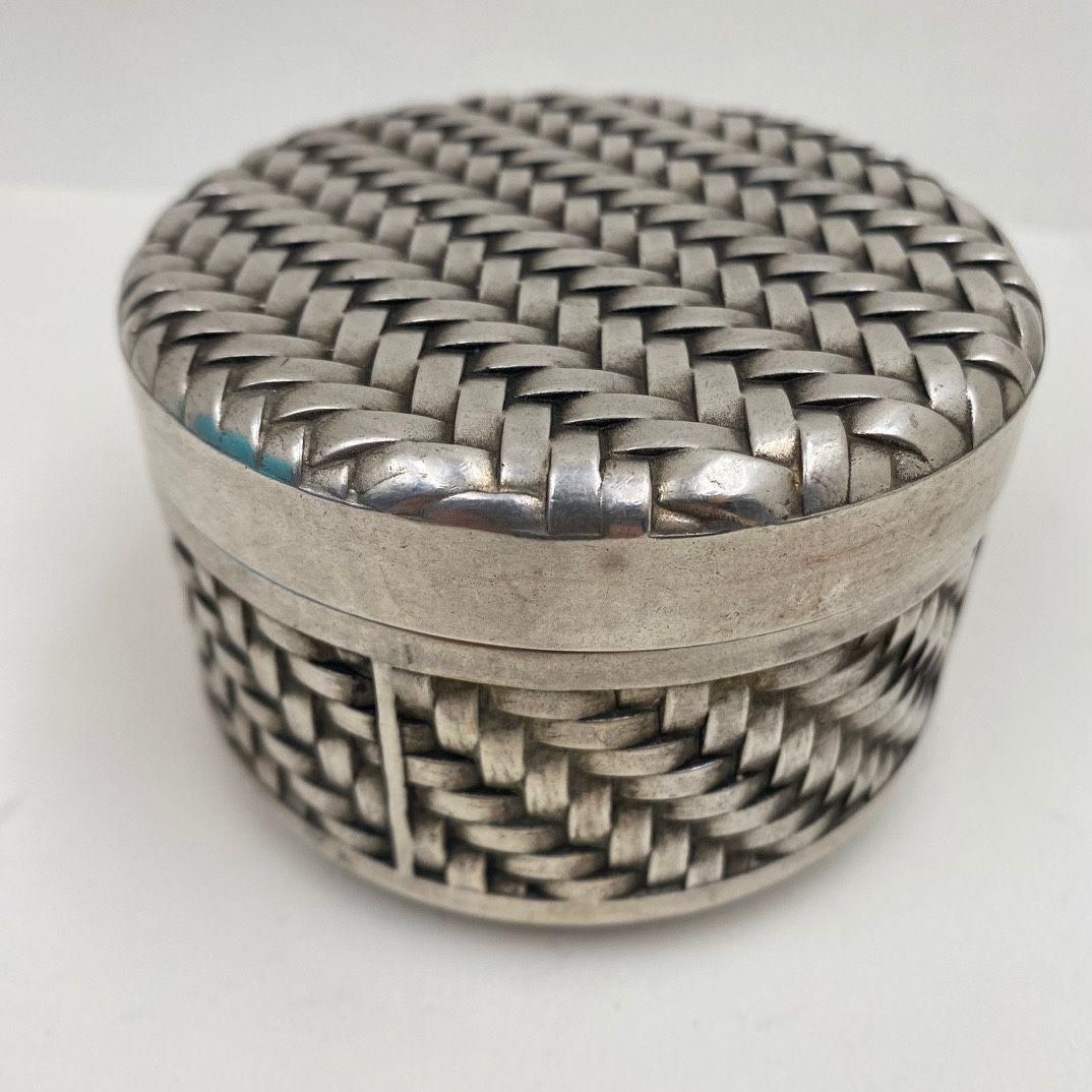 青磁の壺 お茶の缶 茶道具 香道具 装飾品 工芸品 美術品 置物 銅 細工 茶道具 香道具 蓋置 置物 お茶の缶 銅製 - メルカリ