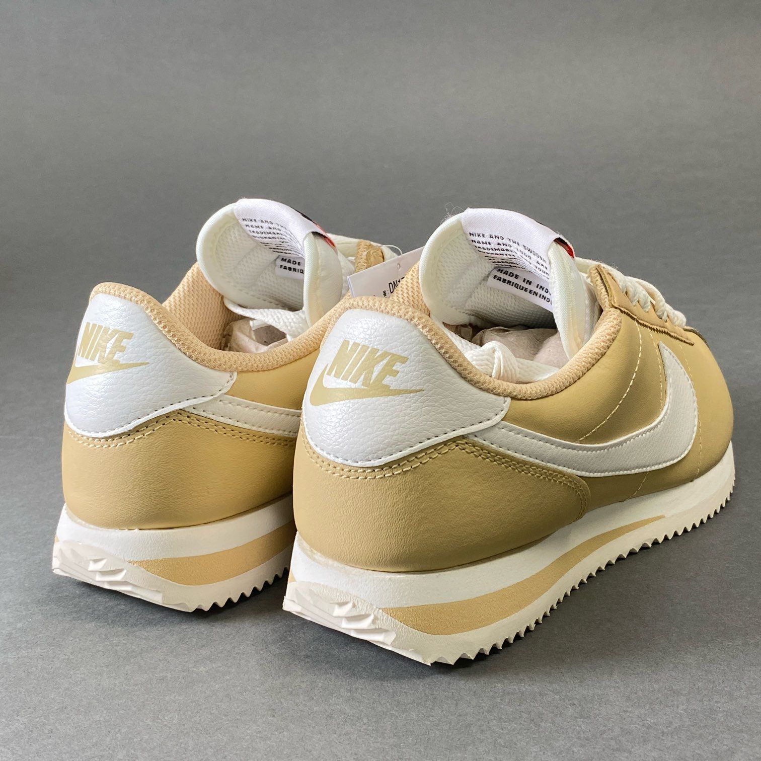 6g9 《未使用品》 NIKE ナイキ CORTEZ コルテッツ DN1791-200