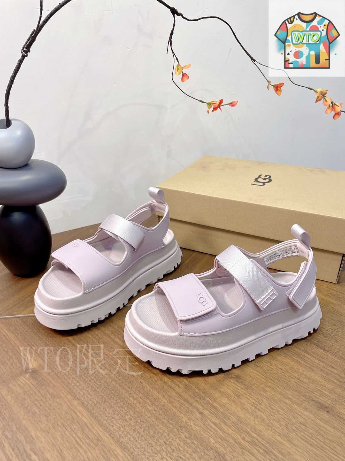 UGG マジックテープ 厚底サンダル03-PI93 - メルカリ