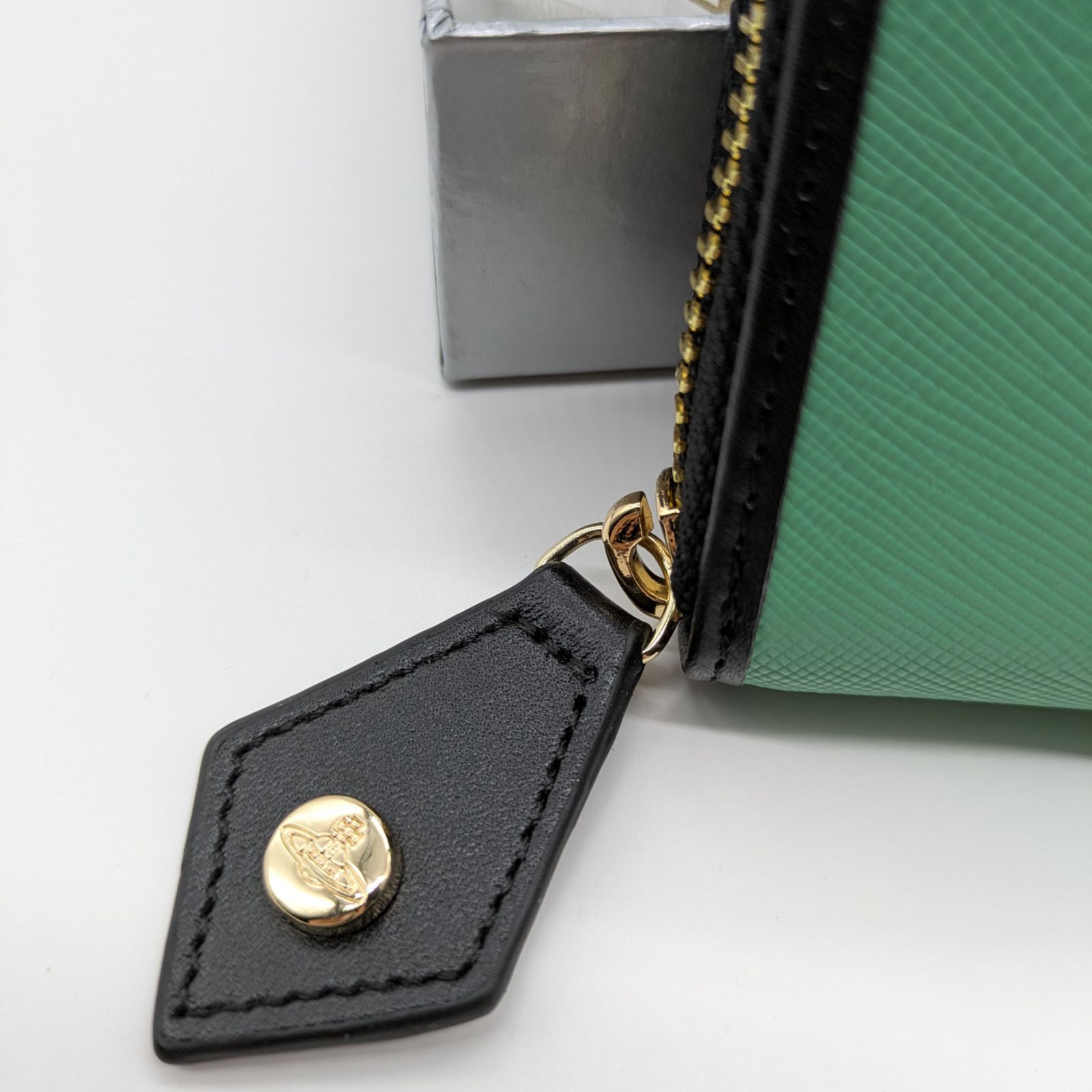 Vivienne Westwood ☆長財布☆ レザー グリーン ホワイト ピンク 