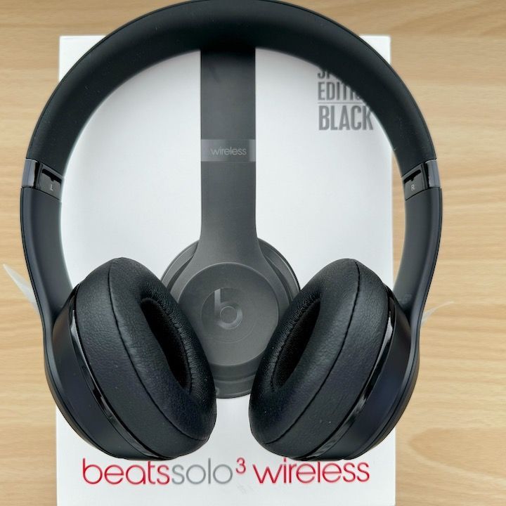 Beats Solo3 Wireless マットブラック オンイヤー ヘッドホン