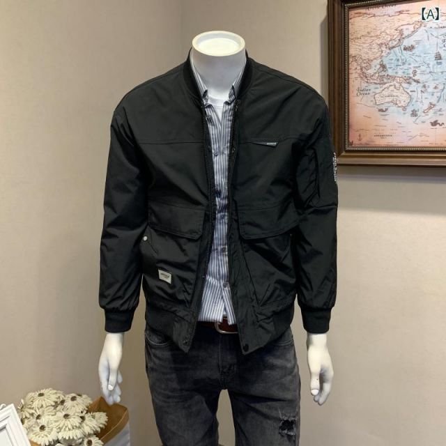 服 シンプル
