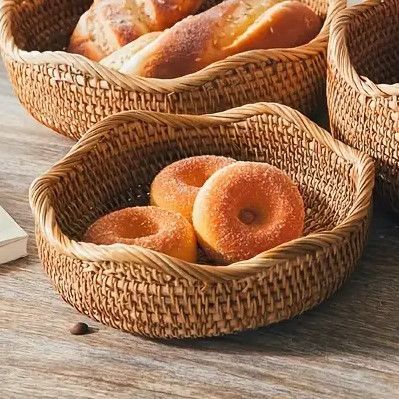 【格安，正規品】 バスケット かご 籠 フルーツバスケット 手編み ラタン 藤編み 小物収納 小物入れ アジアン 雑貨 おしゃれ コスメ フルーツ 果物 お菓子 収納 装飾 ナチュラル 卓上 トレー プレート Sサイズ バスケット・かご