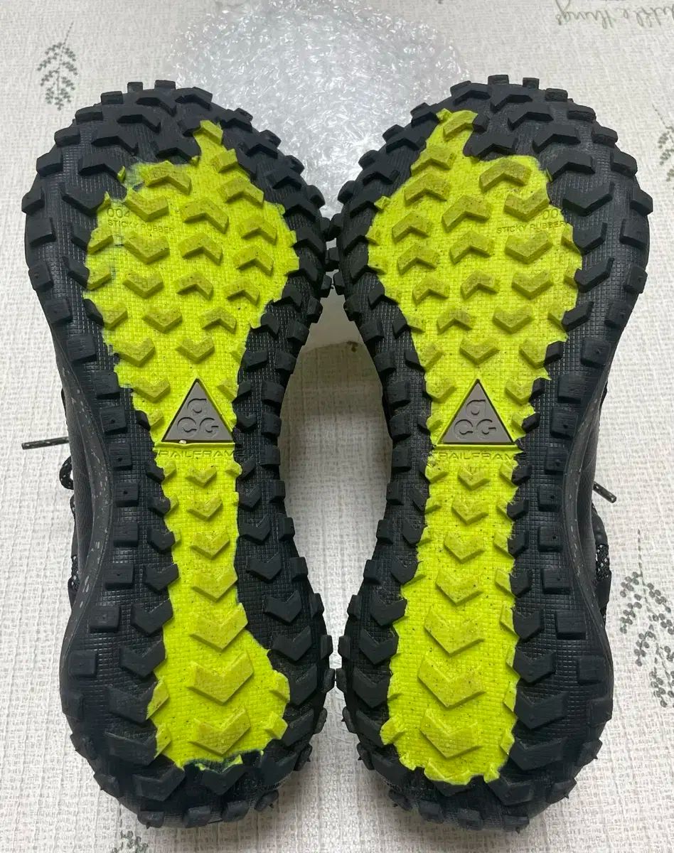 260 NIKE ナイキ ACG マウンテン マウンテン フライ フライ ロー ゴアテックス ゴアテックス SE ブラック OLIVEOS_COM_TR