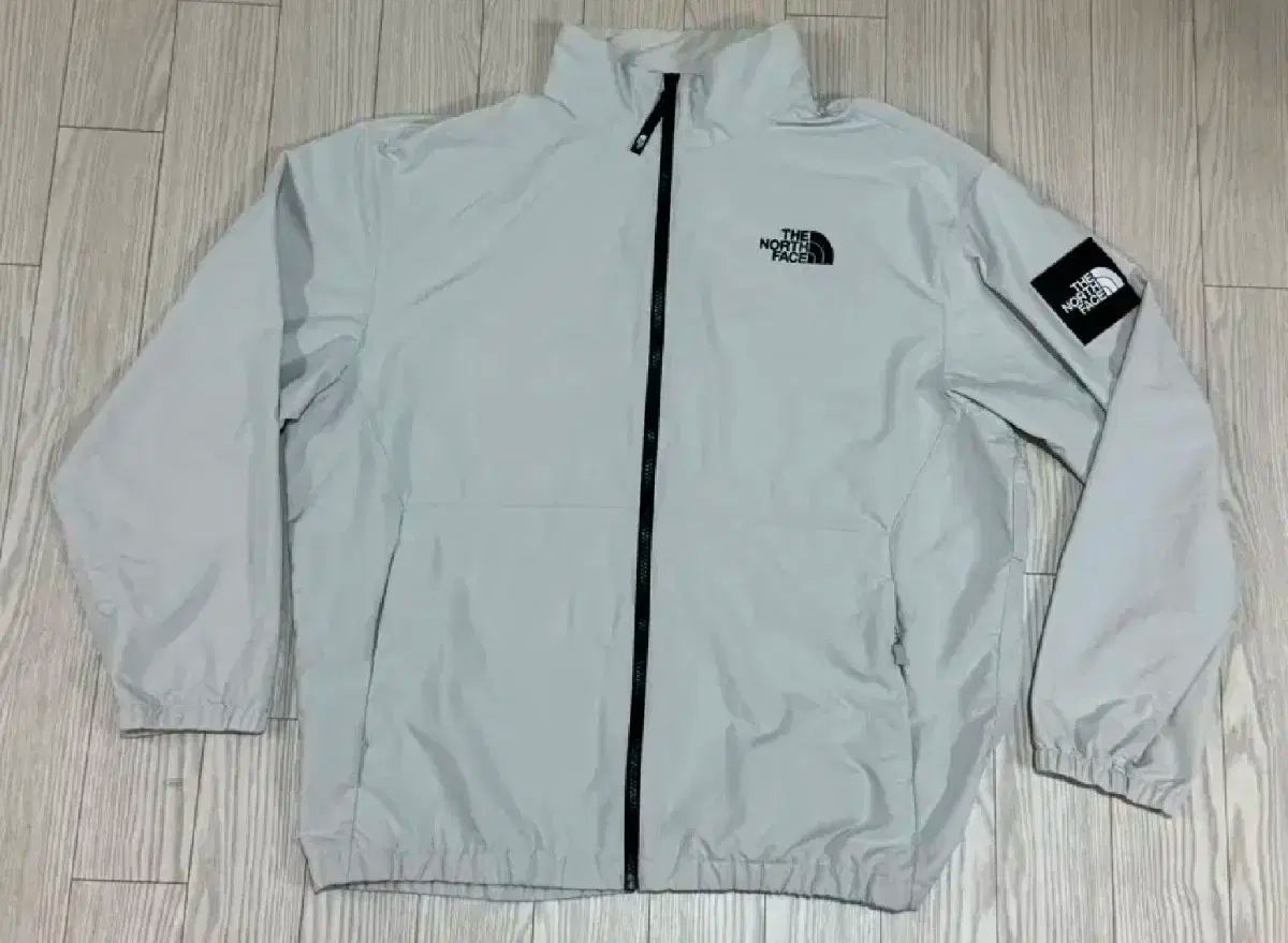 THE NORTH FACE ザノースフェイス 白 ラベル