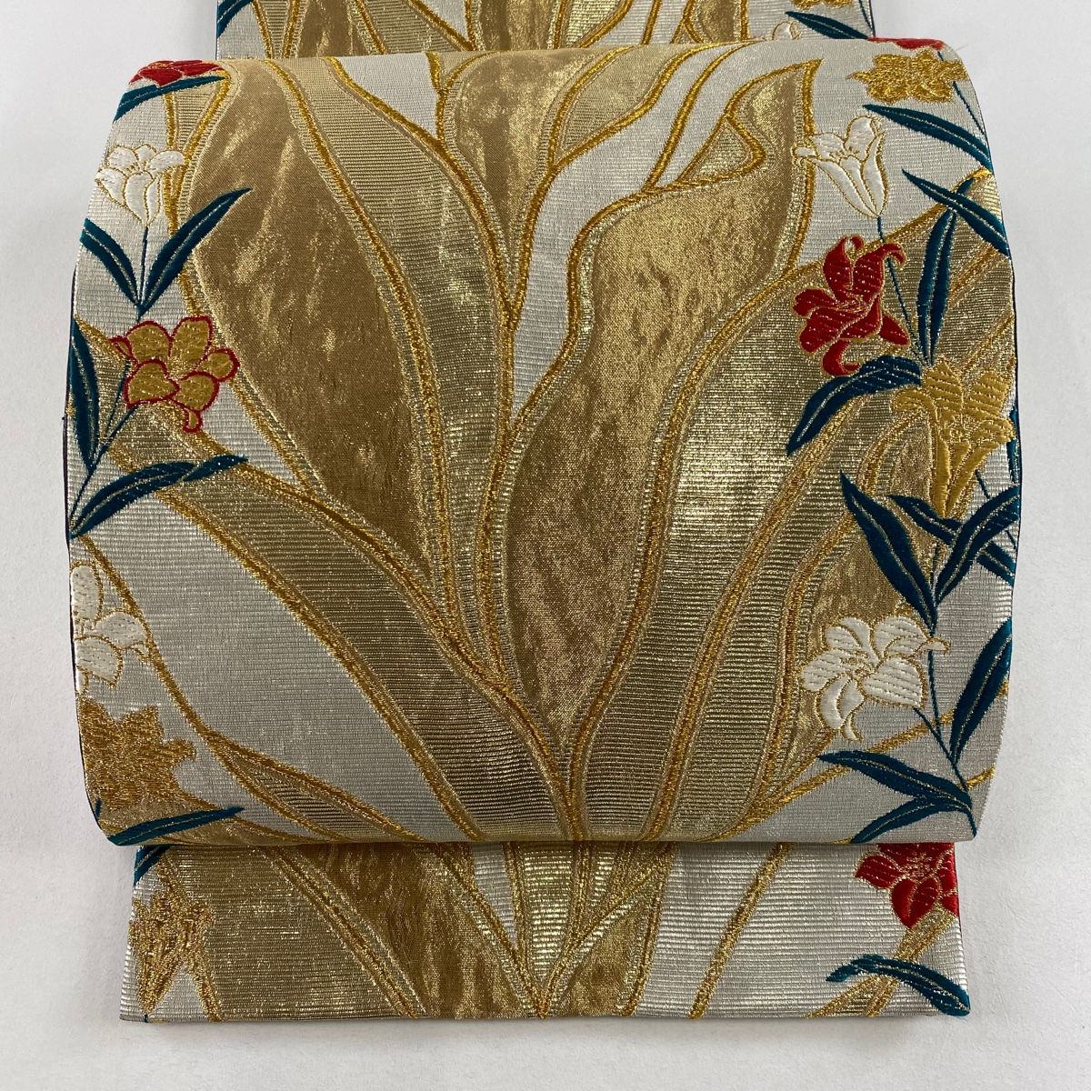 7344円から値引き中 ◇ 着物 名品 袋帯 朱色 草花 蝶 金糸 銀糸 引箔 全通 正絹 7344円から値引き中 着物 名品 袋帯 金色 草花 梅 金糸 箔 六通 正絹