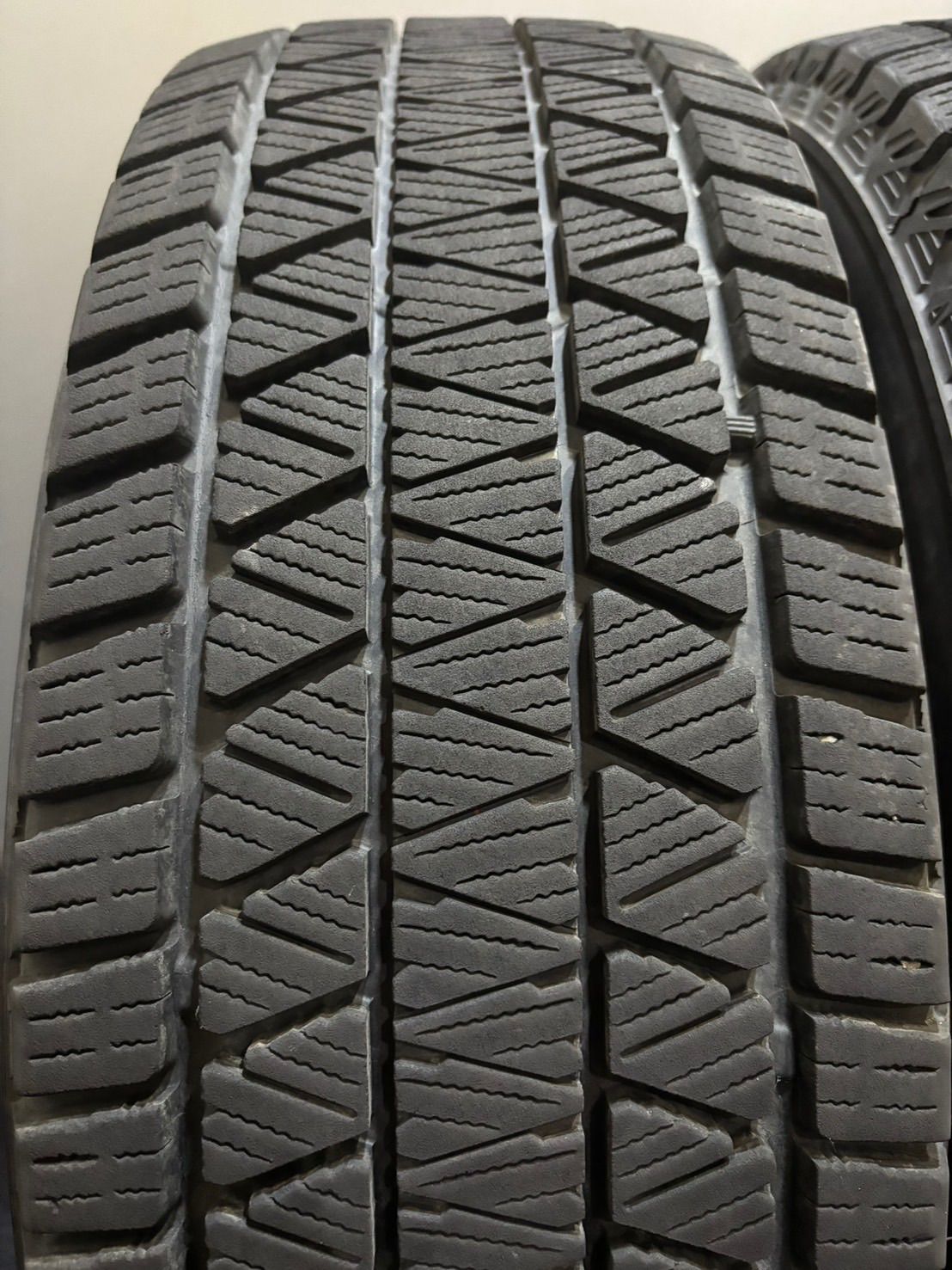 BRIDGESTONE DM-V3