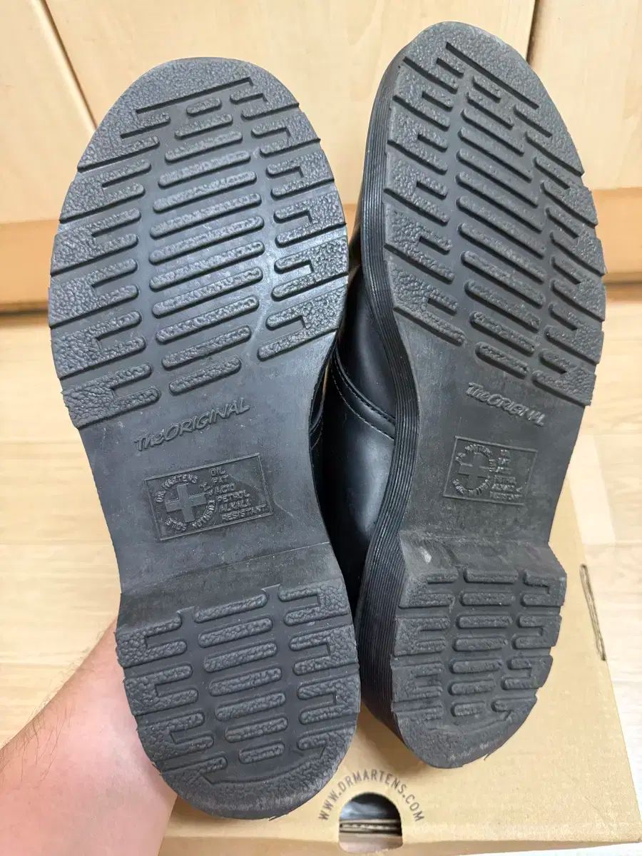 全店送料無料! DR. MARTENS ドクターマーチン 1461 スムース uk7