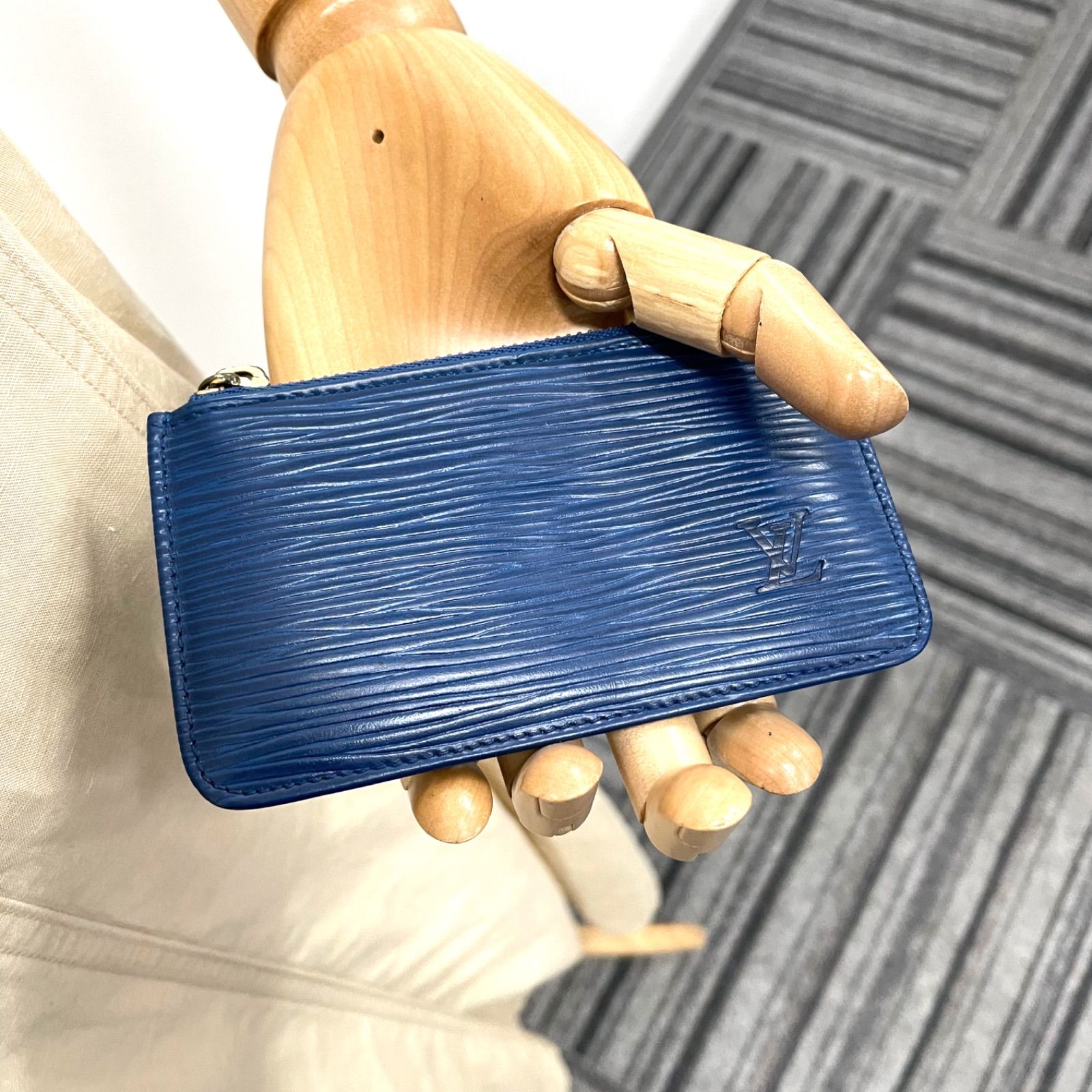 Louis Vuitton ルイヴィトン エピ ポシェット クレ コインケース