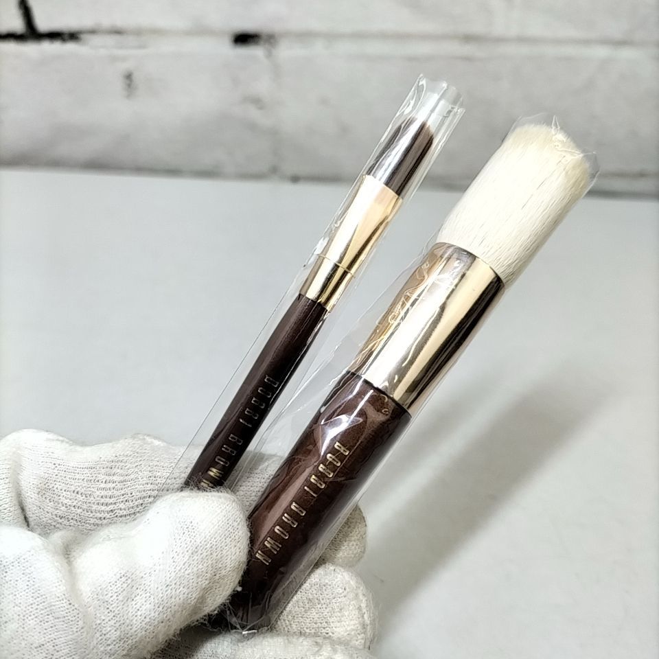 ボビイブラウン デラックス ブラシセット メイクブラシ BOBBI  BROWN 試してみた】トラベル ブラシ セット BOBBI BROWNのリアルな口コミ