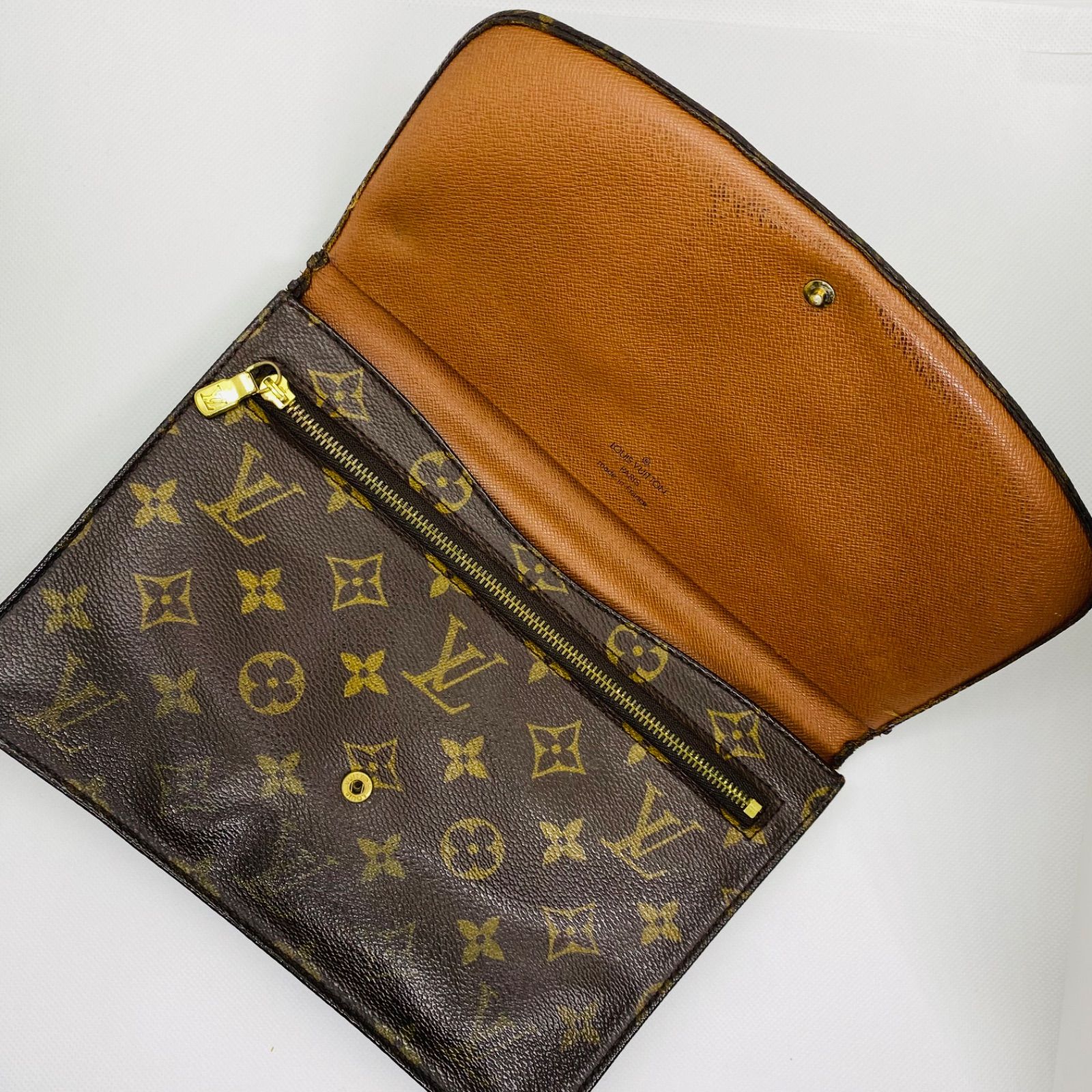 LOUIS VUITTON ルイヴィトン ラバ23 モノグラム クラッチバッグ