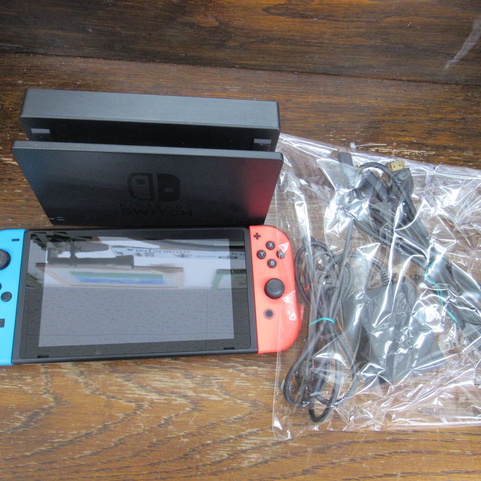 初期化済み Nintendo Switch スイッチ 本体 青/赤 箱無し HAC-001